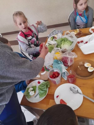 „Zdrowe i kolorowe śniadanie zdrowia i siły daje!!” 2024